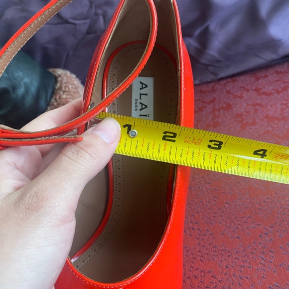 DO NOT PURCHASE - Alaia High Heel Pumps - Picture 13 of 13